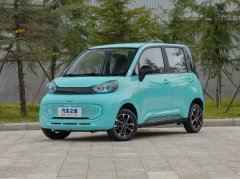 往往会推出高性能版本（如双电机四驱车型）