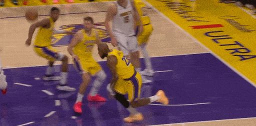 东契奇绝杀逆转！湖人险胜掘金锁定西部第三