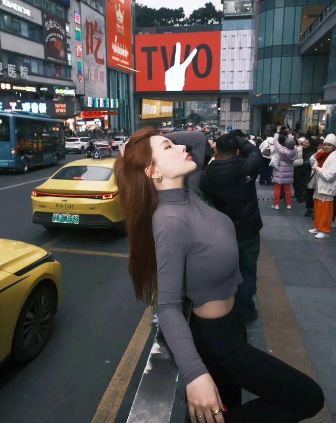 东契奇绝杀逆转！湖人险胜掘金锁定西部第三