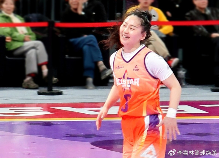 武桐桐全明星赛闪耀全场 峰值状态引国家队关注