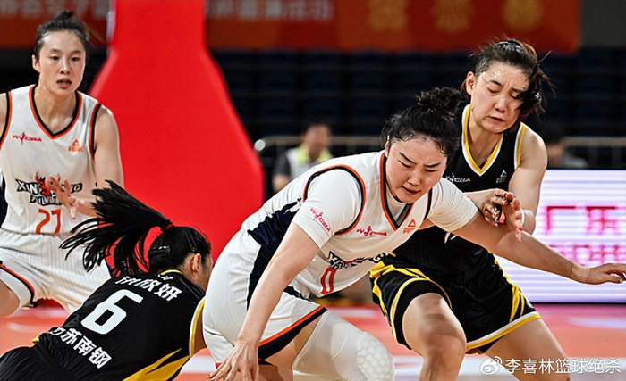 武桐桐全明星赛闪耀全场 峰值状态引国家队关注