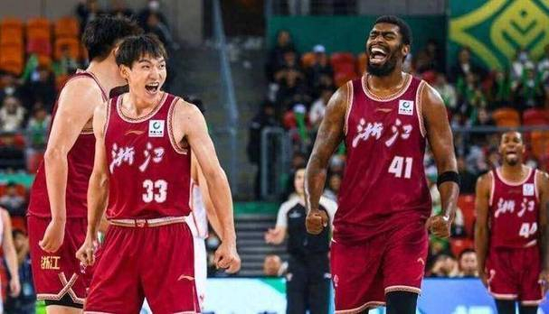 浙江险胜辽宁改写积分榜格局，中游球队卡位战