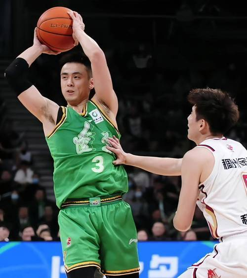 浙江险胜辽宁改写积分榜格局，中游球队卡位战