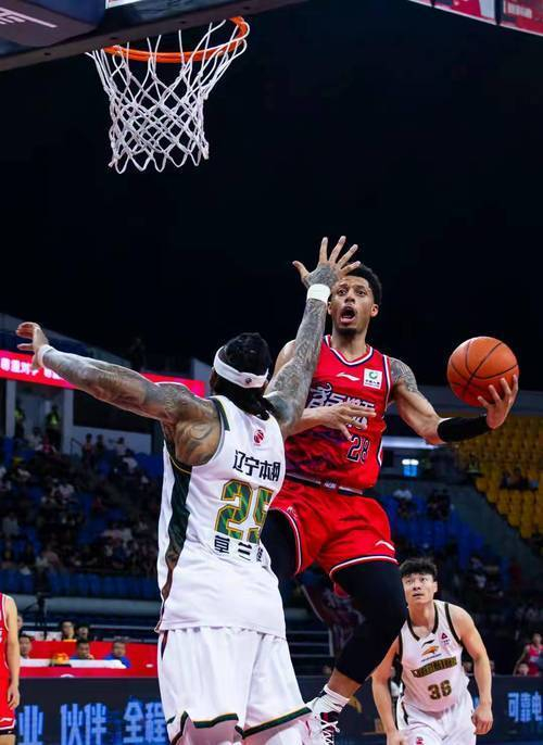 浙江险胜辽宁改写积分榜格局，中游球队卡位战