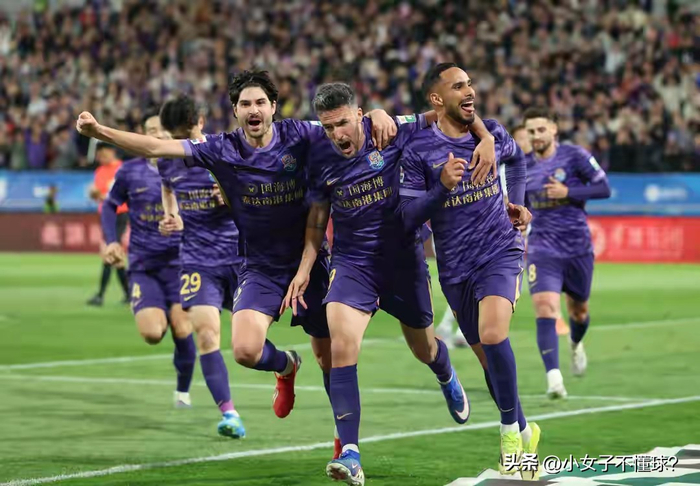 津门虎客场三连胜保级曙光初现 山东泰山客场挑